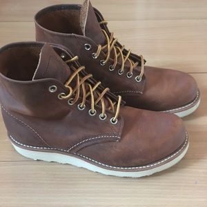 Redwing Heritage Classic Round Style 9111